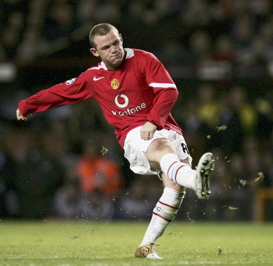 王楚钦逼近 王楚钦逼近